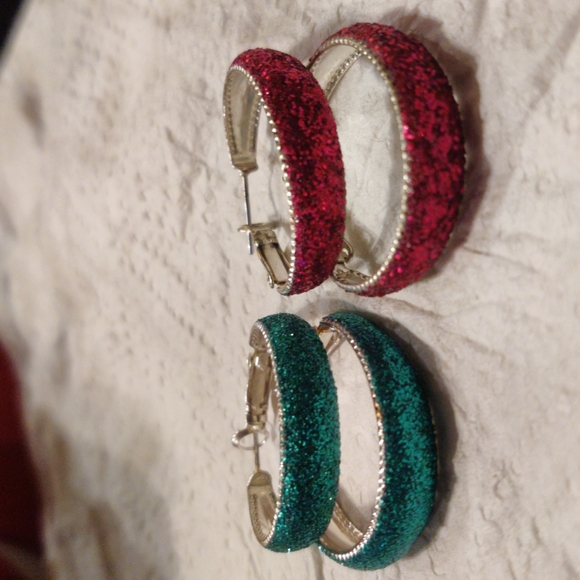 Hoop Earrings - Picture 3 of 5